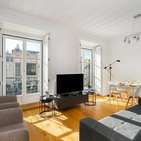 Whome Restauradores Deluxe W/ Elevator & Ac Perfect For Families & Friends *