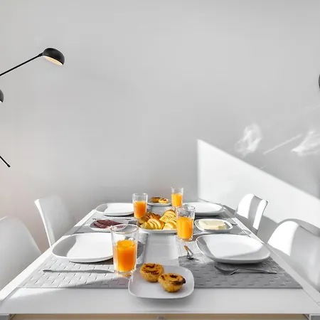 Whome Restauradores Deluxe W/ Elevator & Ac Perfect For Families & Friends