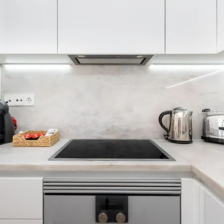 Whome Restauradores Deluxe W/ Elevator & Ac Perfect For Families & Friends Apartmán *